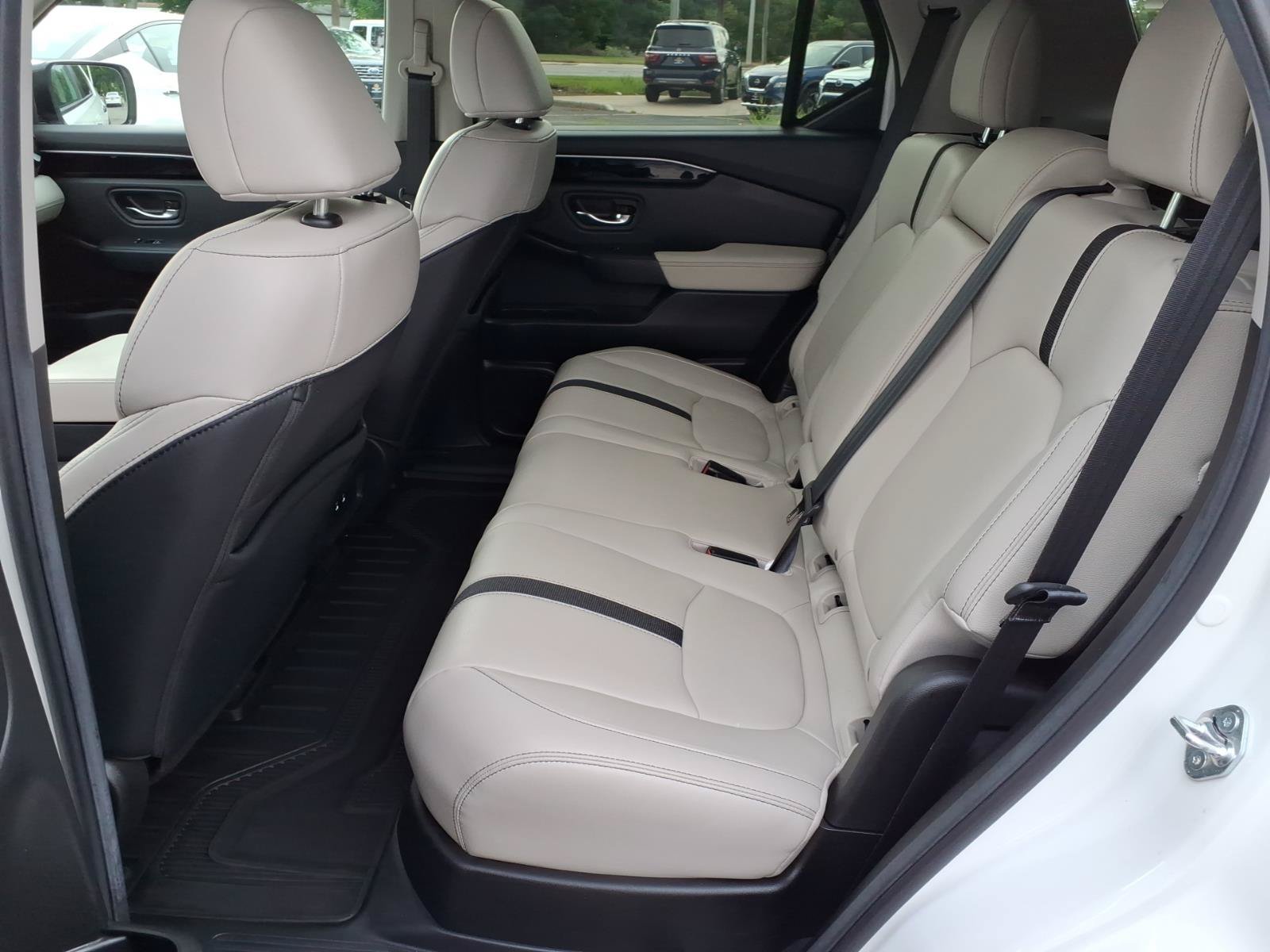 Certified 2026 Honda Passport RTL image 6