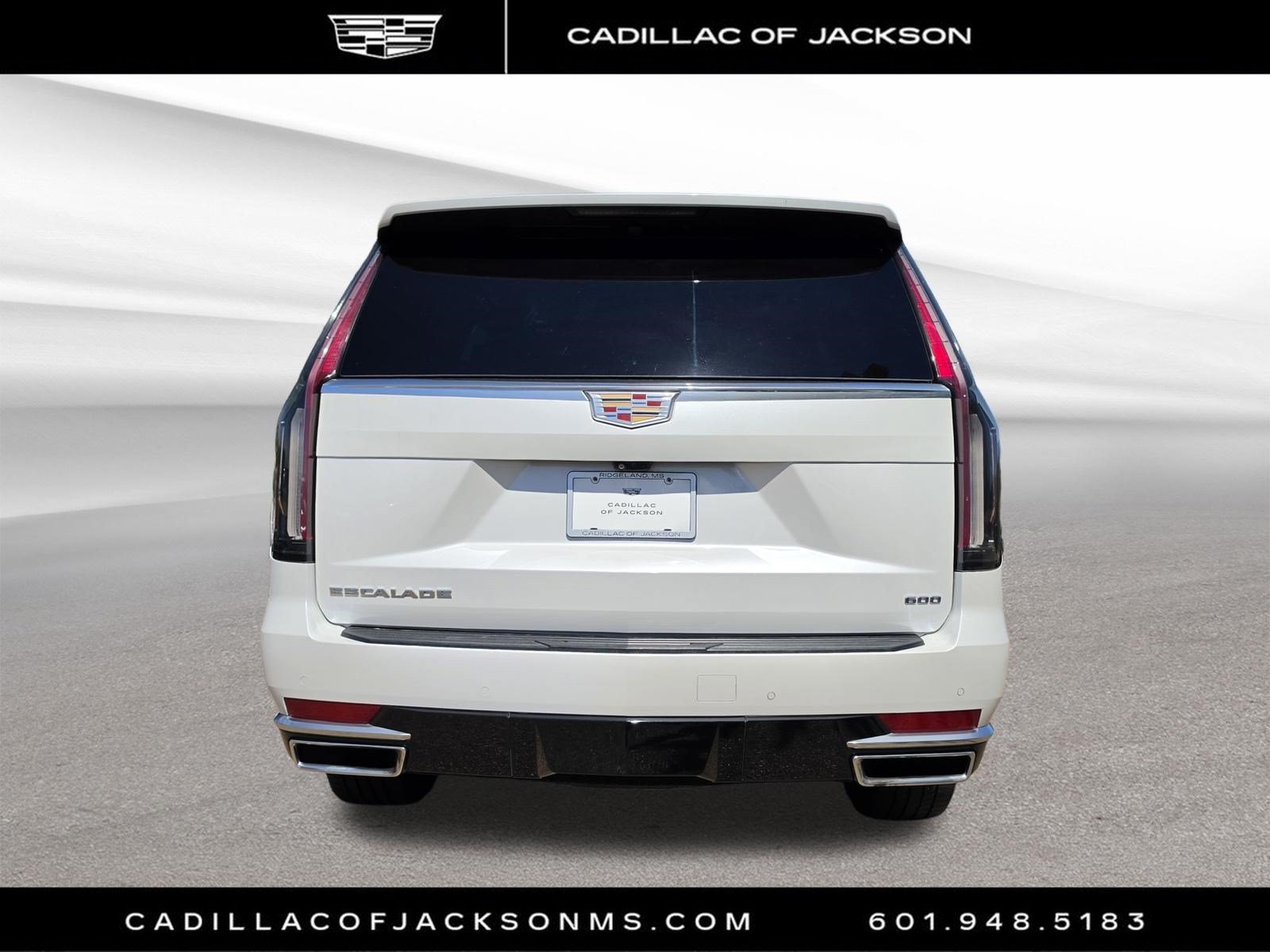 Certified 2023 Cadillac Escalade Premium Luxury Platinum AWD/4WD image 4