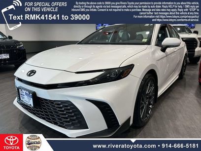 Used 2025 Toyota Camry SE w/ Convenience Package
