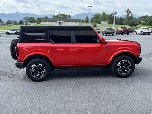 Used 2023 Ford Bronco Outer Banks AWD/4WD image 5