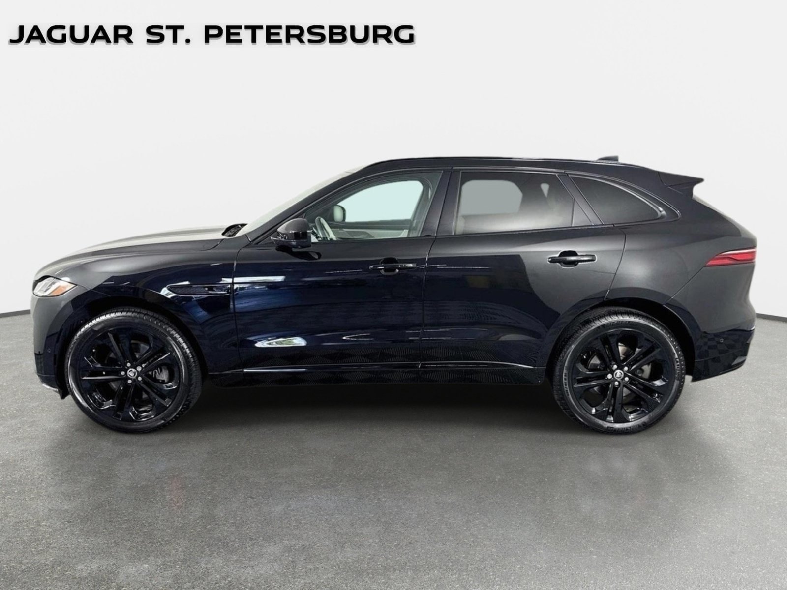 Used 2026 Jaguar F-PACE R-Dynamic S AWD/4WD image 8