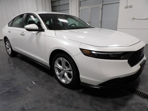 Used 2024 Honda Accord LX image 2