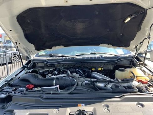 Used 2017 Ford F350 Lariat w/ Lariat Ultimate Package AWD/4WD image 16