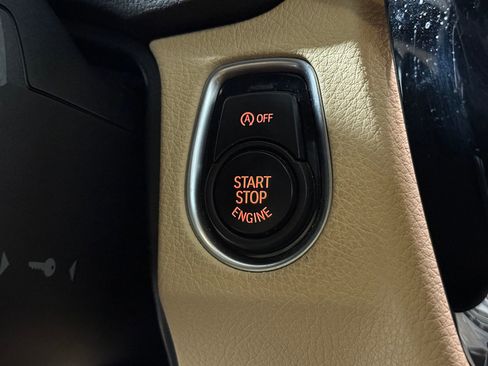 Used 2018 BMW 330i 330i w/ Convenience Package image 34