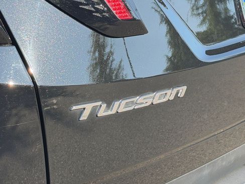Used 2022 Hyundai Tucson Limited AWD/4WD image 35