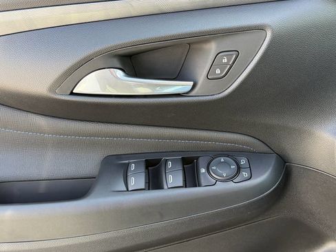 New 2026 Buick Envista Sport Touring FWD image 22