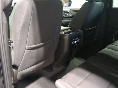 Used 2023 GMC Yukon SLE image 25