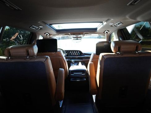 Used 2021 Cadillac Escalade ESV Sport w/ Driver Assist Tech Package image 26