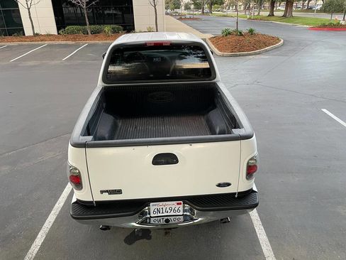 Used 2001 Ford F150 Lariat image 7