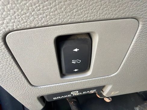 Used 2019 Ford F250 XLT w/ XLT Premium Package AWD/4WD image 19