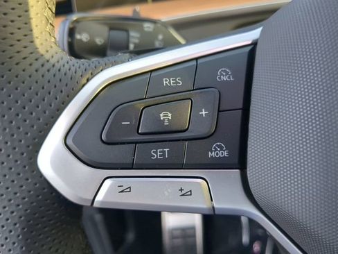 New 2026 Volkswagen Tiguan SEL R-Line image 29