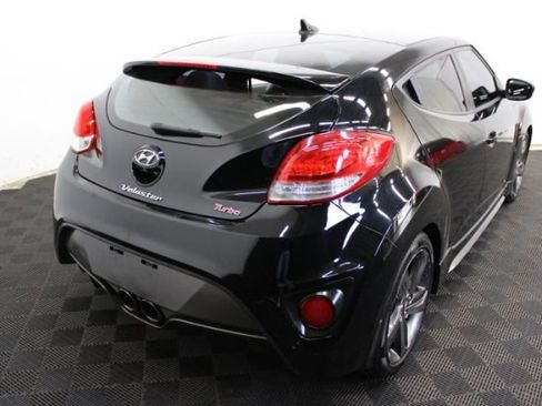 Used 2014 Hyundai Veloster Turbo FWD image 5