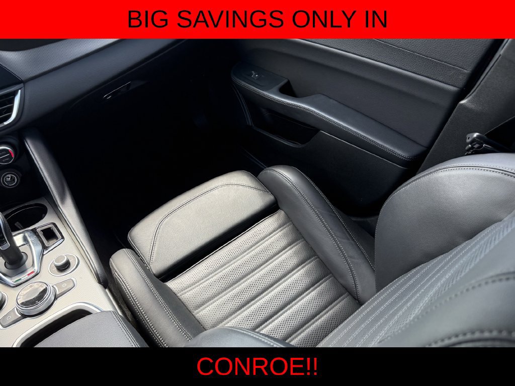 Used 2024 Alfa Romeo Giulia Veloce RWD image 27