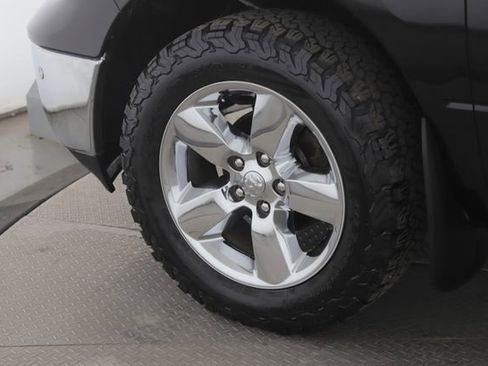 Used 2018 RAM 1500 Big Horn image 13