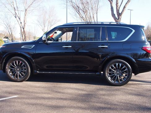 Used 2023 Nissan Armada Platinum w/ Captain's Chairs Package image 4