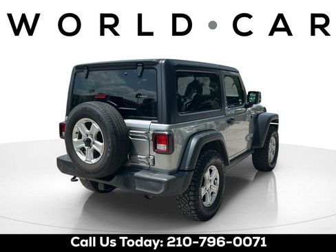 Used 2020 Jeep Wrangler Sport AWD/4WD image 3