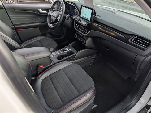 Certified 2022 Ford Escape SEL w/ SEL Stealth AWD Package image 26