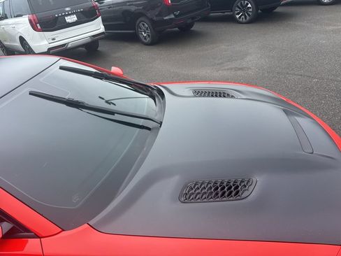 Used 2022 Dodge Charger SRT Hellcat w/ Carbon/Suede Interior Package RWD image 9