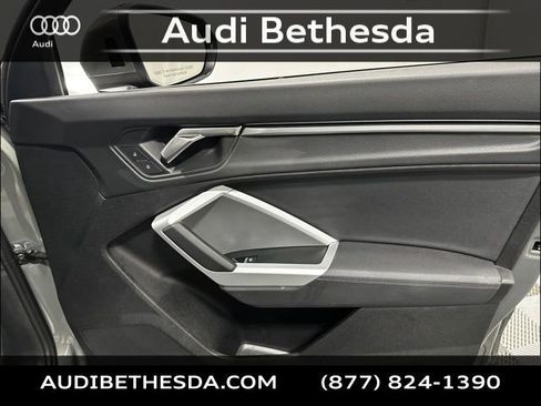 Certified 2025 Audi Q3 2.0T Premium w/ Convenience Package AWD/4WD image 29
