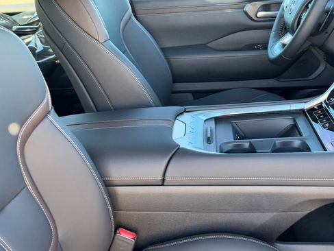 New 2026 Nissan Armada SL image 12