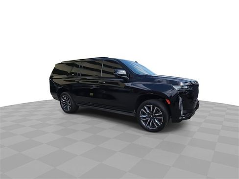 Used 2024 Cadillac Escalade ESV Sport w/ Touring Package image 2