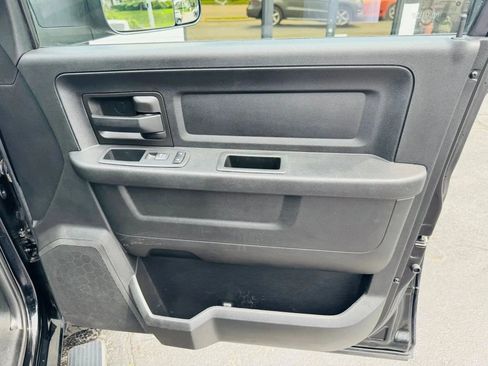 Used 2020 RAM 2500 Tradesman w/ Chrome Appearance Group image 22