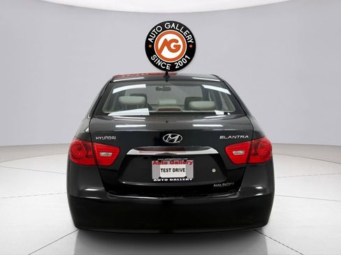 Used 2010 Hyundai Elantra GLS FWD image 3