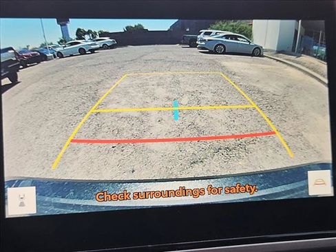 Used 2025 Toyota Camry SE w/ Convenience Package FWD image 16