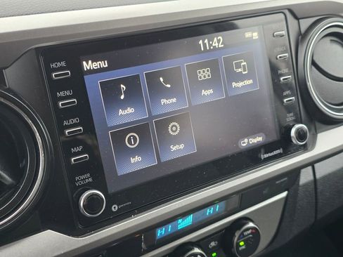 Used 2022 Toyota Tacoma SR5 image 29