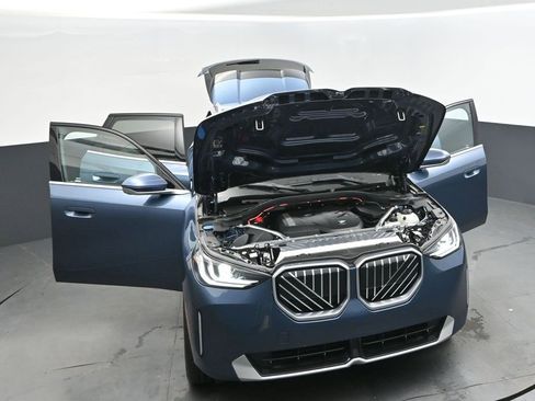 Certified 2025 BMW X3 xDrive30i w/ Convenience Package image 54