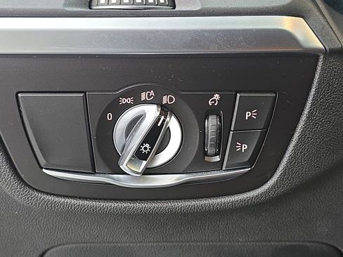 Used 2022 BMW X4 xDrive30i w/ Parking Assistance Package image 26