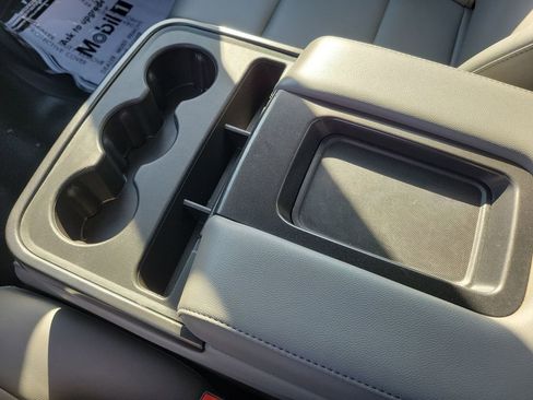 Used 2015 Chevrolet Silverado 1500 W/T image 11