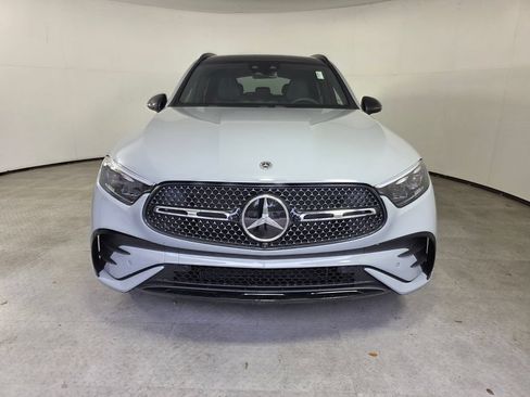 New 2026 Mercedes-Benz GLC 300 image 2