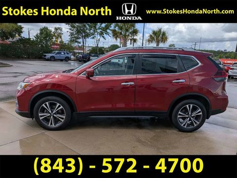 Used 2020 Nissan Rogue SV w/ Premium Package FWD image 12