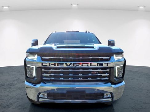 Used 2023 Chevrolet Silverado 2500 LTZ AWD/4WD image 4