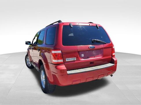 Used 2010 Ford Escape XLT FWD image 6