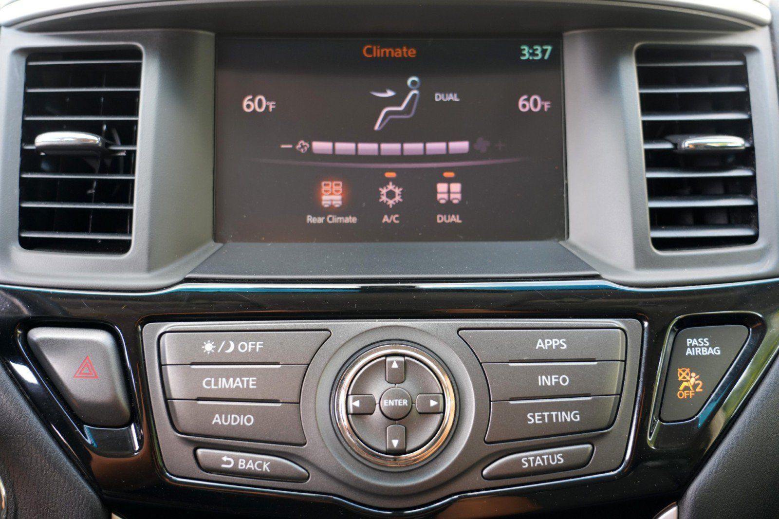 Used 2017 Nissan Pathfinder SV FWD image 24