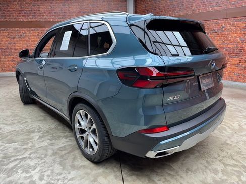 Certified 2024 BMW X5 xDrive40i w/ Executive Package image 3