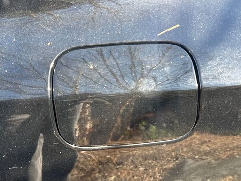 Used 2017 Dodge Charger SXT image 19