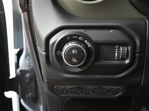 New 2026 Jeep Gladiator Mojave image 22