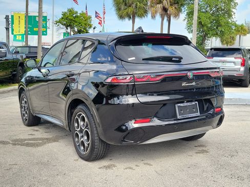 Used 2024 Alfa Romeo Tonale Ti w/ Premium Interior Package image 7