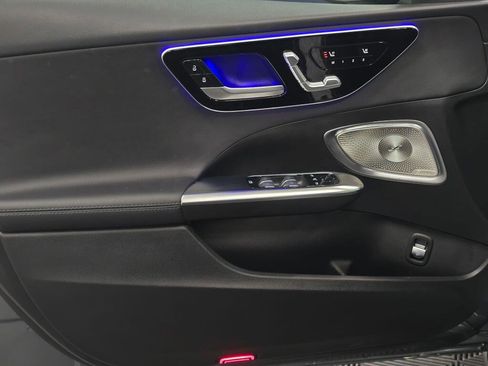 Used 2024 Mercedes-Benz C 300 4MATIC Sedan w/ Exclusive Trim Package image 32