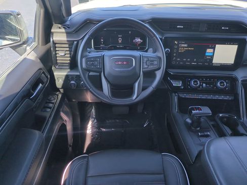 Used 2024 GMC Sierra 1500 AT4X image 16