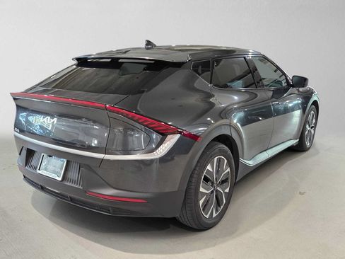Used 2024 Kia EV6 Light AWD/4WD image 3