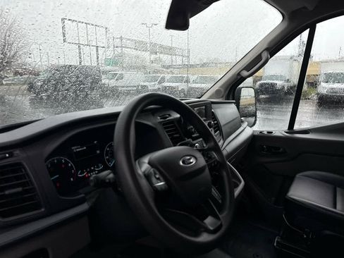 Used 2023 Ford Transit 250 Medium Roof AWD w/ Load Area Protection Package image 10