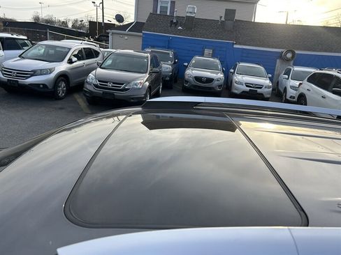 Used 2016 Toyota RAV4 XLE image 8