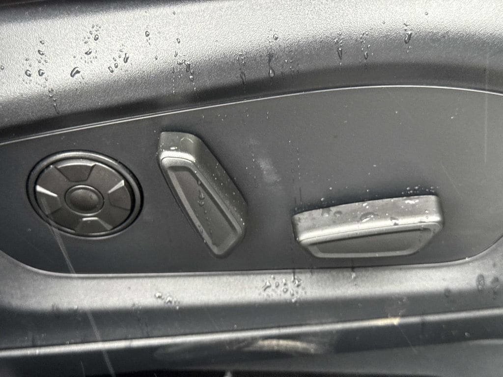 Used 2026 Ford Explorer Platinum AWD/4WD image 30