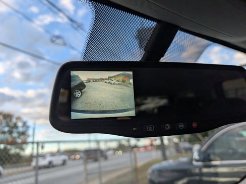 Used 2014 Chevrolet Suburban LS w/ All-Star Edition image 18