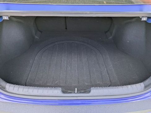 Used 2025 Hyundai Elantra SEL FWD image 29