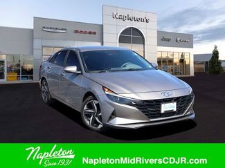 Used 2023 Hyundai Elantra SEL w/ Convenience Package video 1